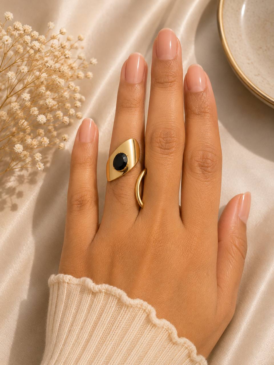 Elegant Anti-Tarnish Black Stone Ring